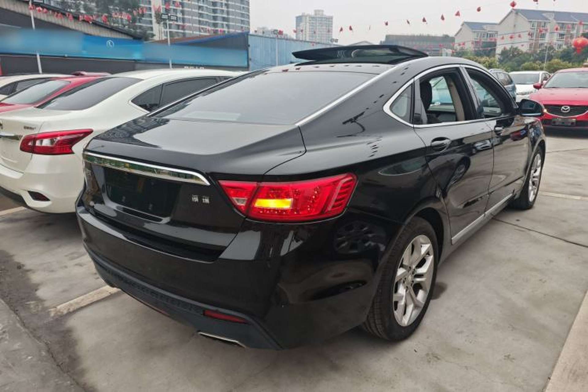 Used Geely Auto Emgrand GT 2015 1.8T Flagship Model Rear Right 45 Deg