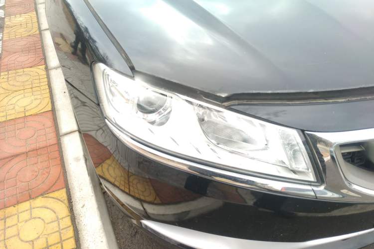 Used Geely Auto Emgrand GT 2015 2.4L Standard Edition Right Front Headlight