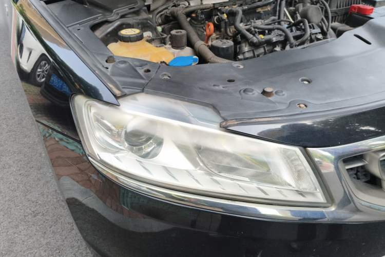 Used Geely Auto Emgrand GT 2015 1.8T Comfort Model Right Front Headlight