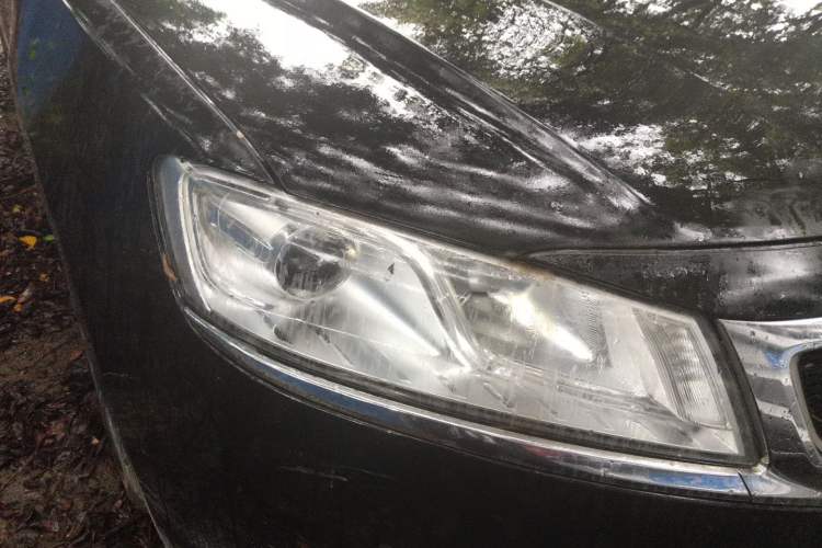 Used Geely Auto Emgrand GT 2015 1.8T Flagship Model Right Front Headlight