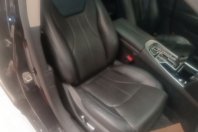 Used Geely Auto Emgrand GT 2015 1.8T Flagship Model Right Front Seat