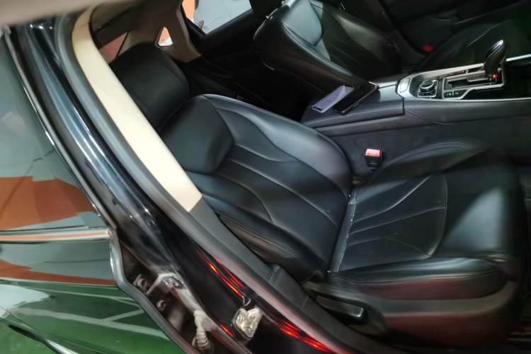 Used Geely Auto Emgrand GT 2015 2.4L Luxury Model Right Front Seat