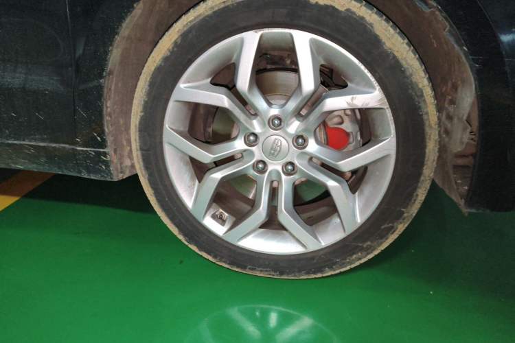 Used Geely Auto Emgrand GT 2015 1.8T Premium Model Right Front Wheel Hub