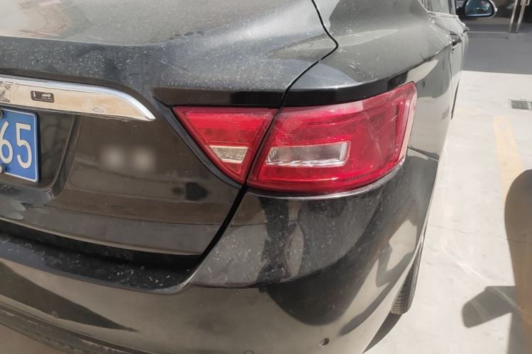 Used Geely Auto Emgrand GT 2015 1.8T Flagship Model Right Rear Taillight