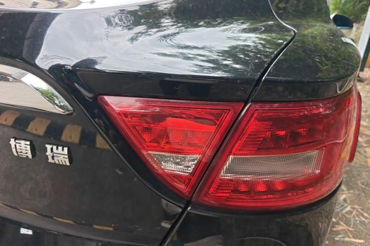 Used Geely Auto Emgrand GT 2015 1.8T Premium Model Right Rear Taillight