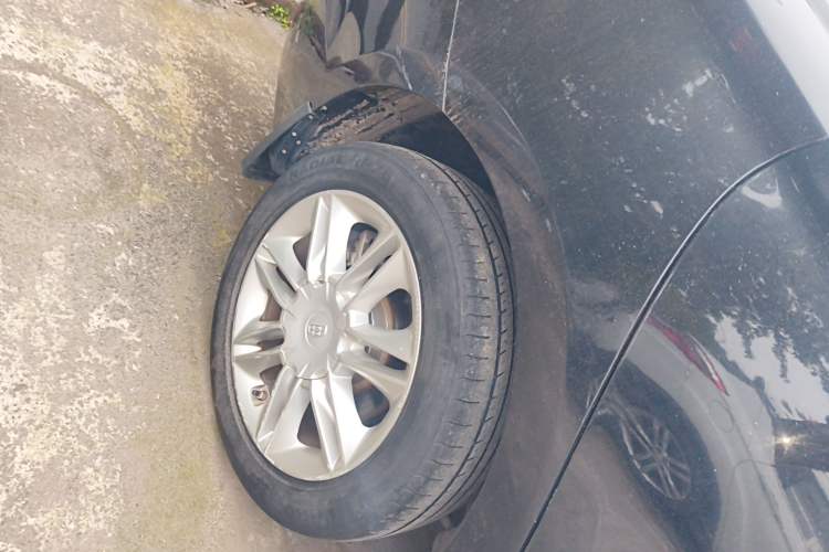 Used Geely Auto Emgrand GT 2015 1.8T Comfort Model Right Rear Wheel Hub