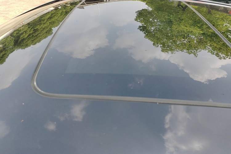 Used Geely Auto Emgrand GT 2015 2.4L Luxury Model Roof
