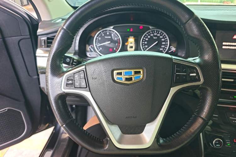 Used Geely Auto Emgrand GT 2015 1.8T Flagship Model Steering Wheel