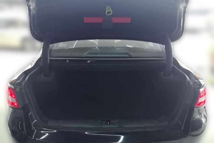 Used Geely Auto Emgrand GT 2015 2.4L Comfort Model Trunk