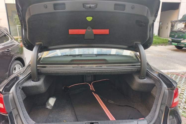 Used Geely Auto Emgrand GT 2015 2.4L Comfort Model Trunk