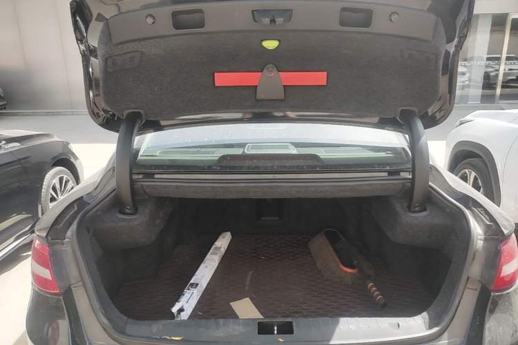 Used Geely Auto Emgrand GT 2015 1.8T Flagship Model Trunk