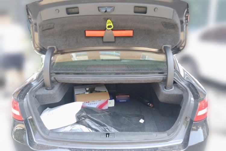 Used Geely Auto Emgrand GT 2015 2.4L Comfort Model Trunk