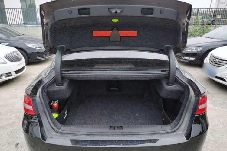 Used Geely Auto Emgrand GT 2015 1.8T Premium Model Trunk
