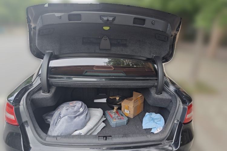 Used Geely Auto Emgrand GT 2015 3.5L Flagship Edition Trunk