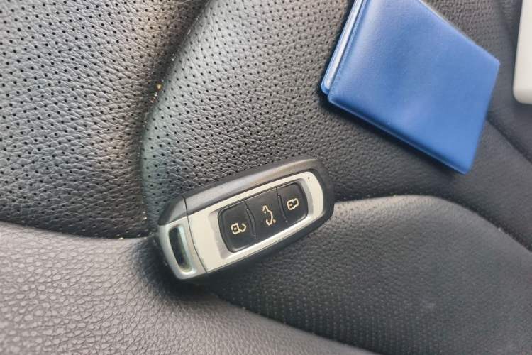 Used Geely Auto Emgrand GT 2015 2.4L Comfort Model Vehicle Key