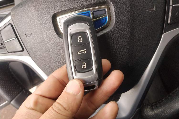 Used Geely Auto Emgrand GT 2015 2.4L Standard Edition Vehicle Key