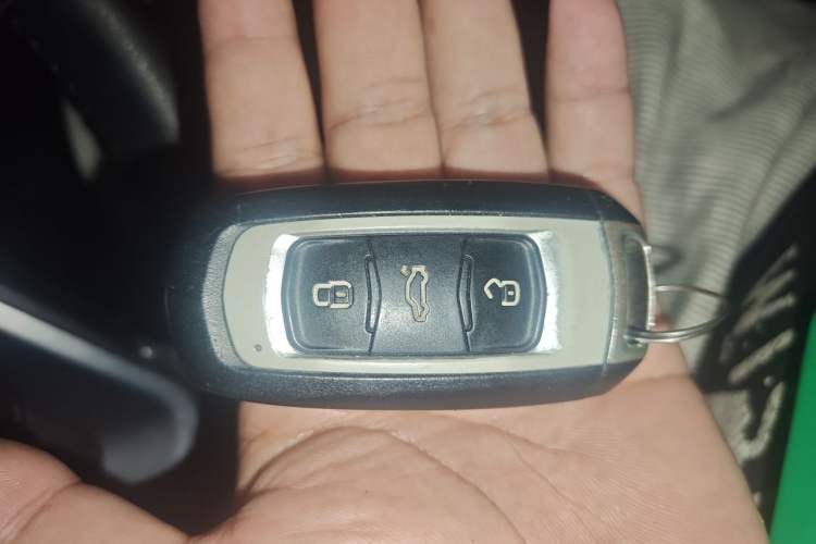 Used Geely Auto Emgrand GT 2015 2.4L Comfort Model Vehicle Key