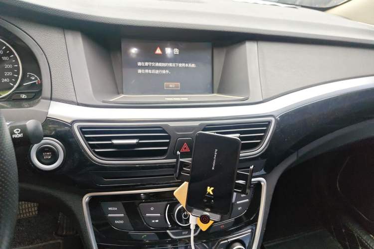 Used Geely Auto Emgrand GT 2015 1.8T Premium Model Audio And AC Panel