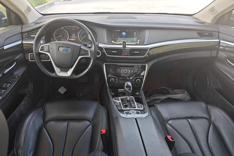 Used Geely Auto Emgrand GT 2015 1.8T Comfort Model Center Console