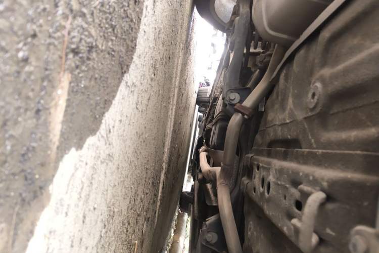 Used Geely Auto Emgrand GT 2015 1.8T Flagship Model Chassis Rear