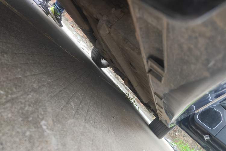 Used Geely Auto Emgrand GT 2015 1.8T Flagship Model Chassis Rear Right