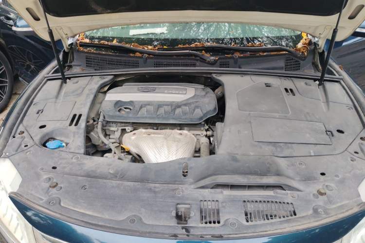 Used Geely Auto Emgrand GT 2015 2.4L Comfort Model Engine Bay