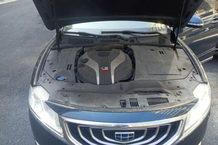 Used Geely Auto Emgrand GT 2015 1.8T Premium Model Engine Bay