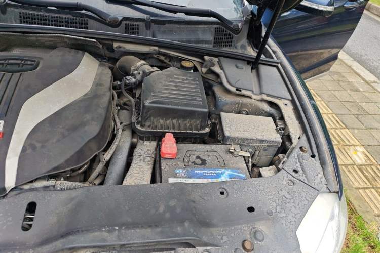 Used Geely Auto Emgrand GT 2015 1.8T Premium Model Engine Bay Left