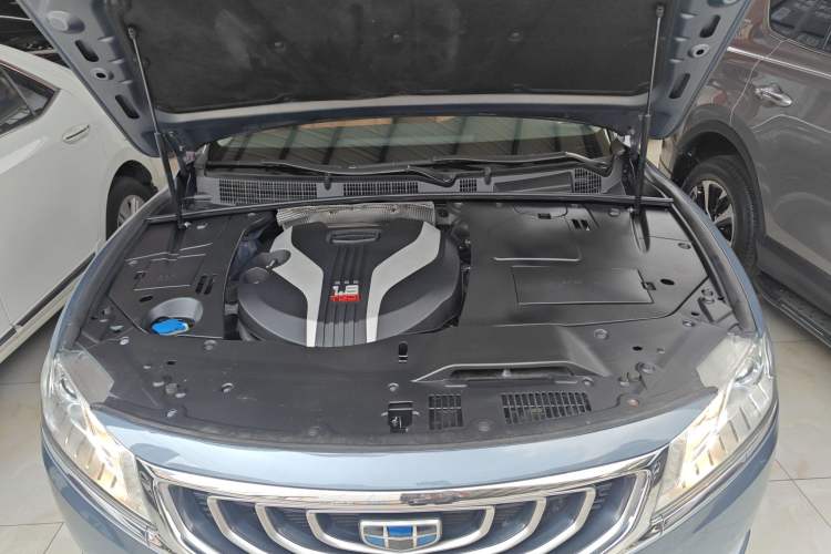 Used Geely Auto Emgrand GT 2015 1.8T Premium Model Engine Bay