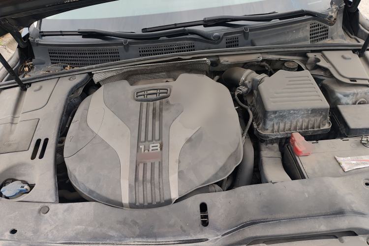 Used Geely Auto Emgrand GT 2015 1.8T Comfort Model Engine Bay