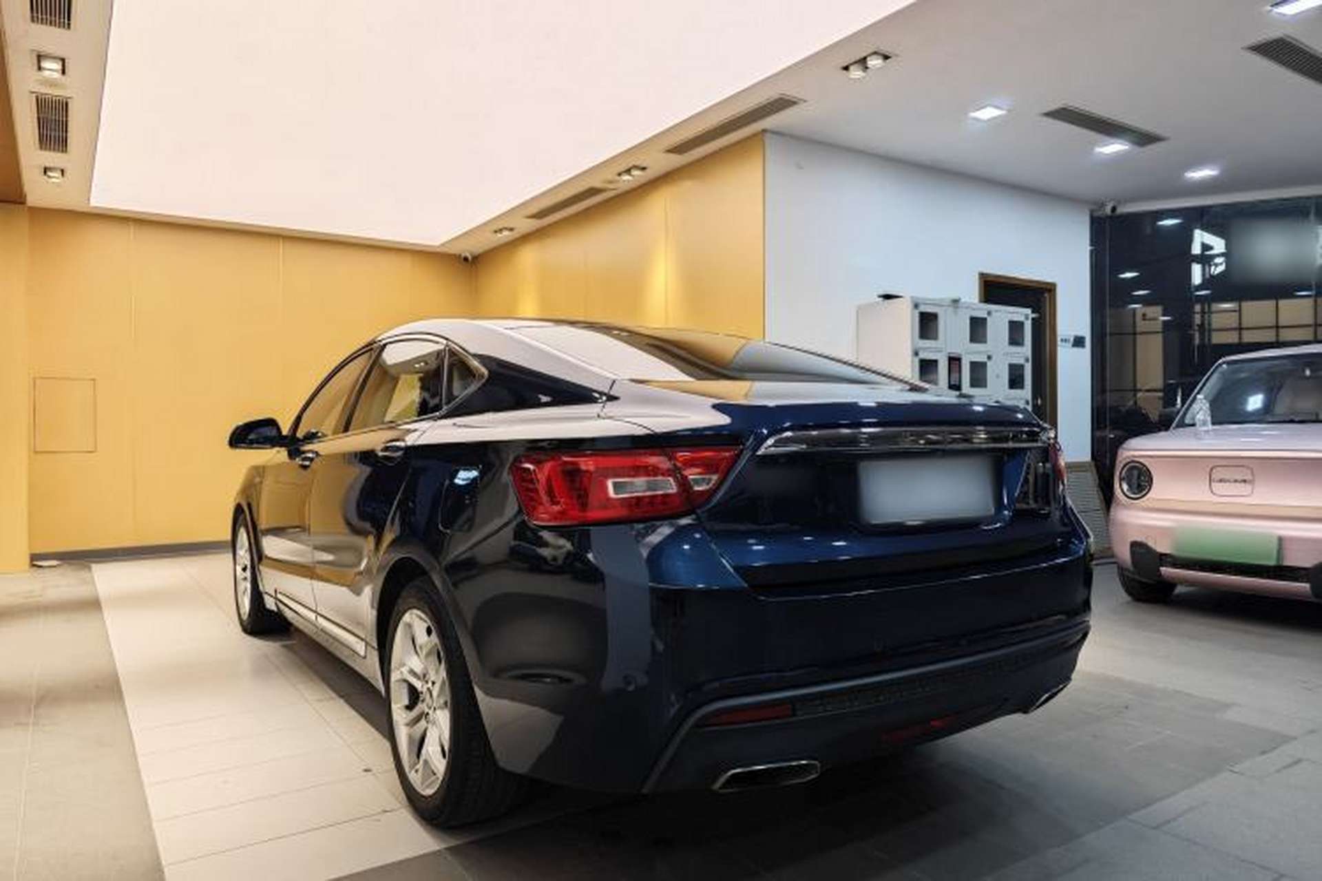 Used Geely Auto Emgrand GT 2015 1.8T Flagship Model Exterior 12