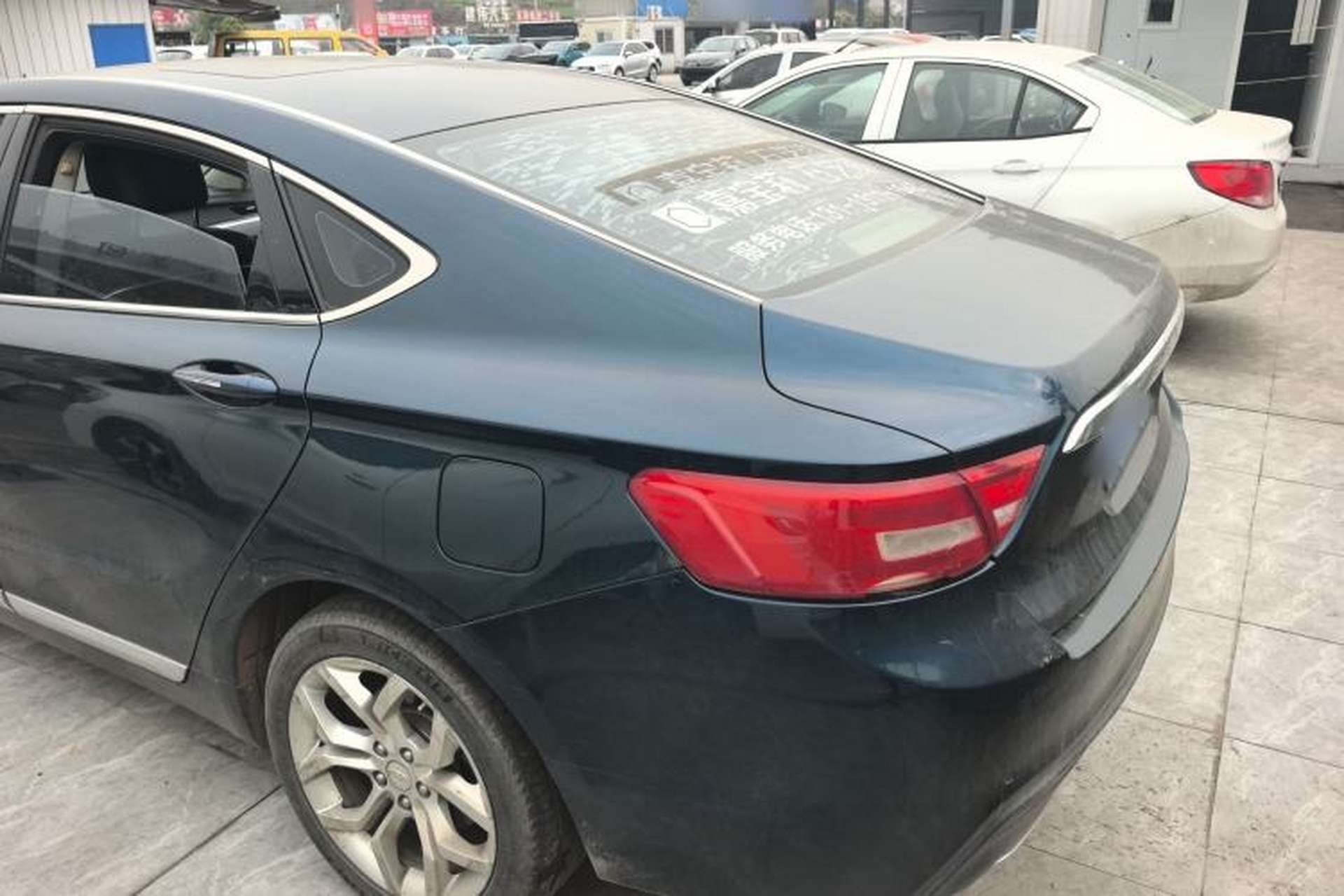 Used Geely Auto Emgrand GT 2015 1.8T Premium Model Exterior 2