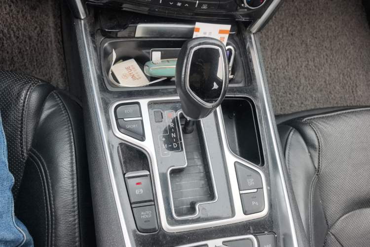 Used Geely Auto Emgrand GT 2015 1.8T Premium Model Gear Lever