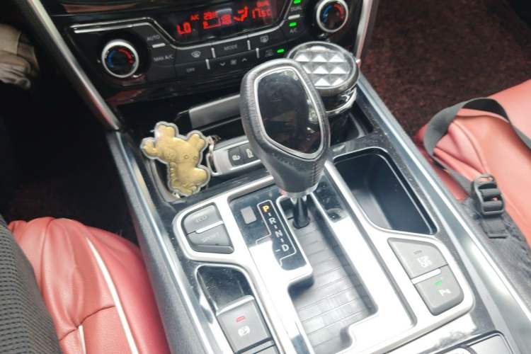 Used Geely Auto Emgrand GT 2015 2.4L Comfort Model Gear Lever