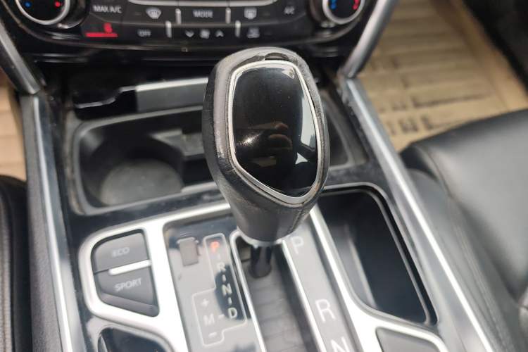 Used Geely Auto Emgrand GT 2015 1.8T Comfort Model Gear Lever