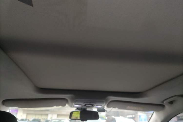 Used Geely Auto Emgrand GT 2015 1.8T Premium Model Headliner