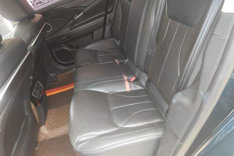 Used Geely Auto Emgrand GT 2015 1.8T Flagship Model Left Rear Seat