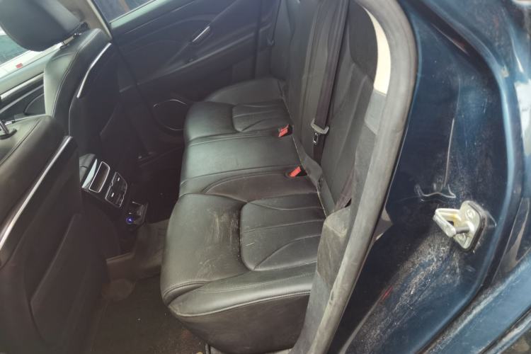 Used Geely Auto Emgrand GT 2015 2.4L Comfort Model Left Rear Seat
