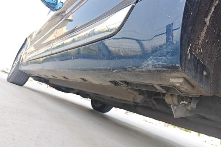 Used Geely Auto Emgrand GT 2015 1.8T Comfort Model Left Side Sill