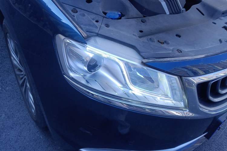 Used Geely Auto Emgrand GT 2015 1.8T Premium Model Right Front Headlight