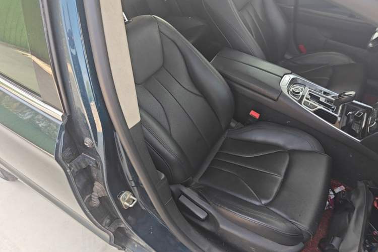 Used Geely Auto Emgrand GT 2015 1.8T Comfort Model Right Front Seat