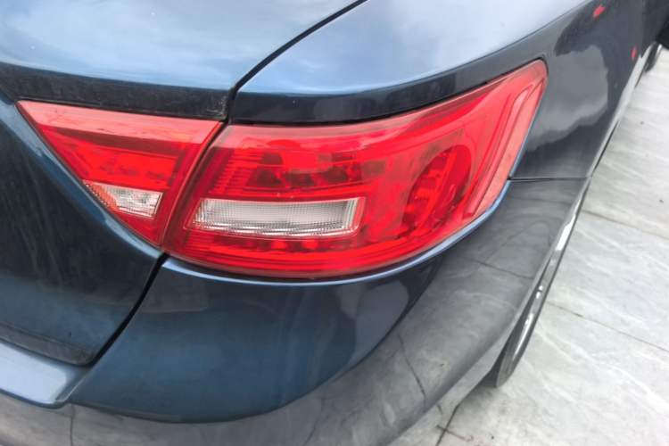 Used Geely Auto Emgrand GT 2015 1.8T Premium Model Right Rear Taillight
