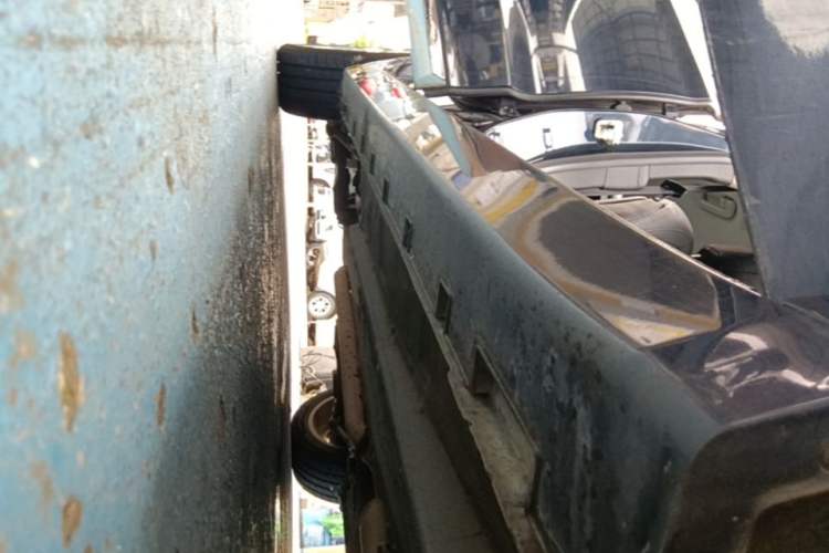 Used Geely Auto Emgrand GT 2015 1.8T Flagship Model Right Side Sill