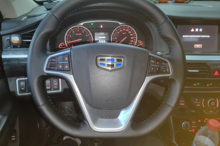 Used Geely Auto Emgrand GT 2015 1.8T Flagship Model Steering Wheel