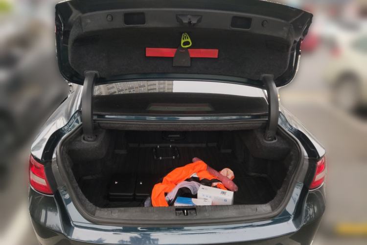 Used Geely Auto Emgrand GT 2015 1.8T Premium Model Trunk