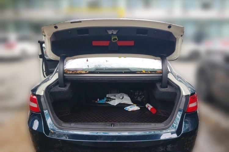 Used Geely Auto Emgrand GT 2015 2.4L Comfort Model Trunk