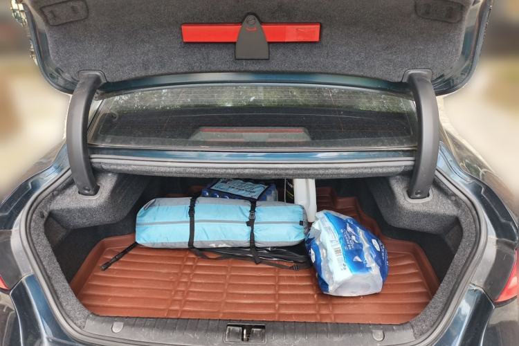Used Geely Auto Emgrand GT 2015 2.4L Comfort Model Trunk