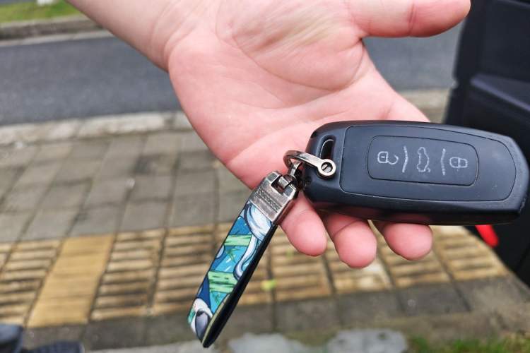 Used Geely Auto Emgrand GT 2015 1.8T Premium Model Vehicle Key