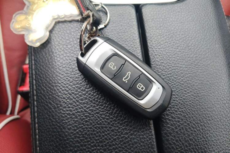 Used Geely Auto Emgrand GT 2015 2.4L Comfort Model Vehicle Key