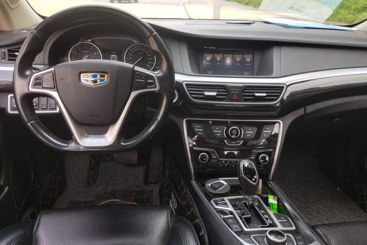 Used Geely Auto Emgrand GT 2015 1.8T Premium Model Center Console